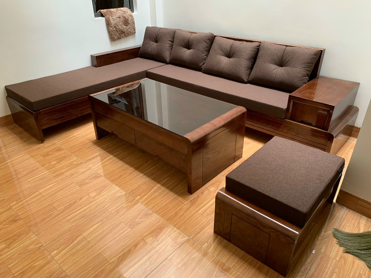 Bàn ghế sofa gỗ da nệm Vinh Nghệ An